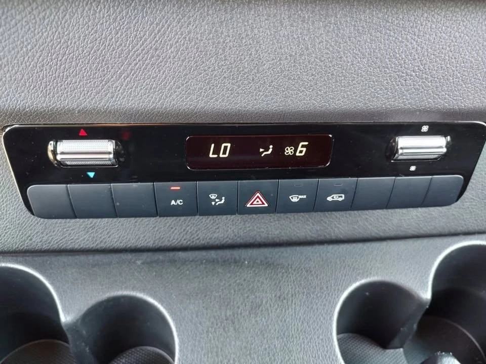 2025 Mercedes-Benz VS30 Sprinter - Image 10 of 14