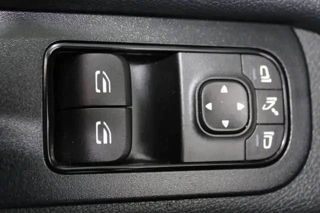 2025 Mercedes-Benz VS30 Sprinter - Image 16 of 20