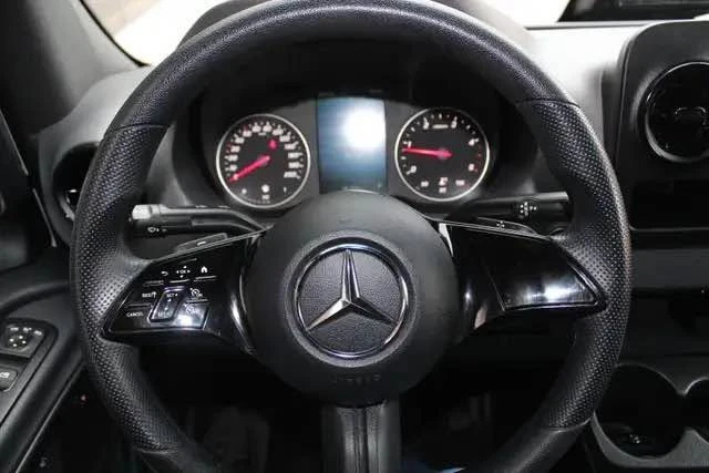 2025 Mercedes-Benz VS30 Sprinter - Image 10 of 20