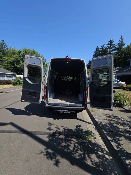 2025 Mercedes-Benz VS30 Sprinter - Image 6 of 13