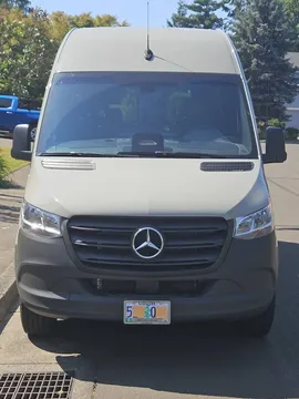 2025 Mercedes-Benz Sprinter 2500 High Roof 144