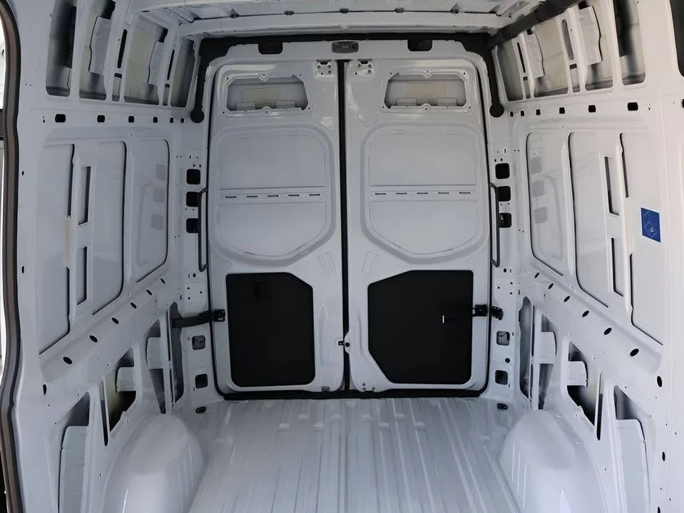 2025 Mercedes-Benz VS30 Sprinter - Image 14 of 20