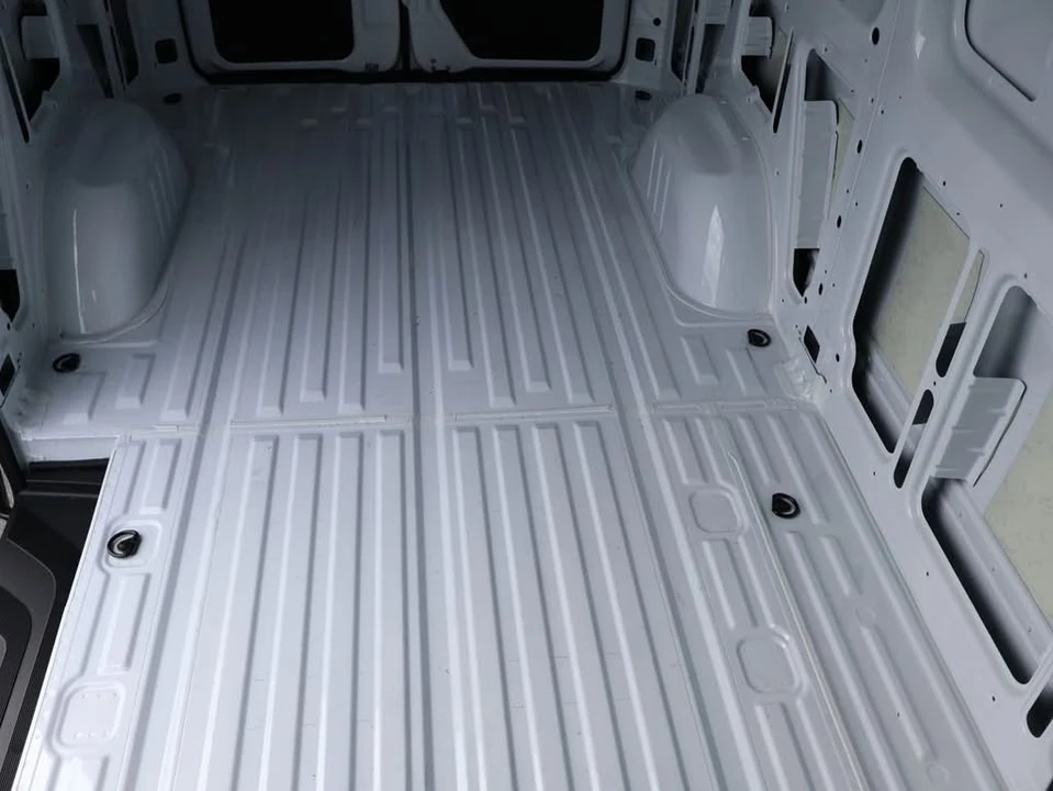 2025 Mercedes-Benz VS30 Sprinter - Image 16 of 20