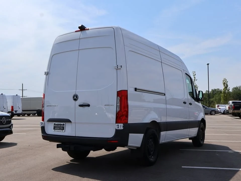 2025 Mercedes-Benz VS30 Sprinter - Image 5 of 20