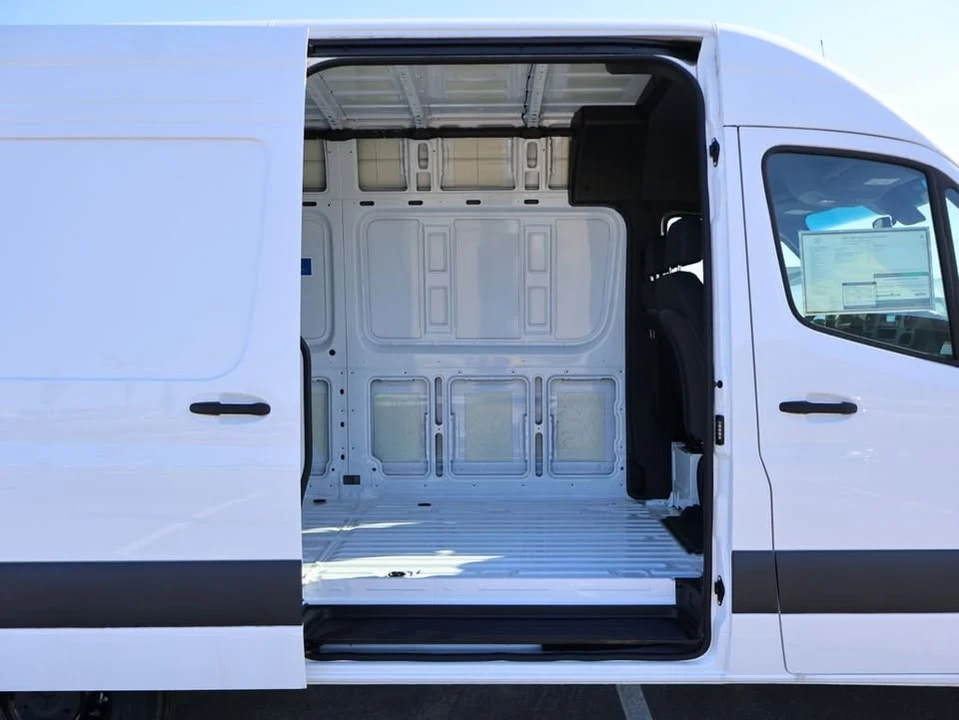 2025 Mercedes-Benz VS30 Sprinter - Image 13 of 20