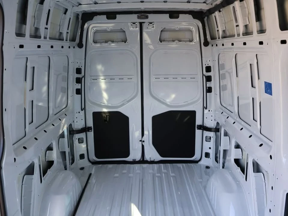 2025 Mercedes-Benz VS30 Sprinter - Image 15 of 20