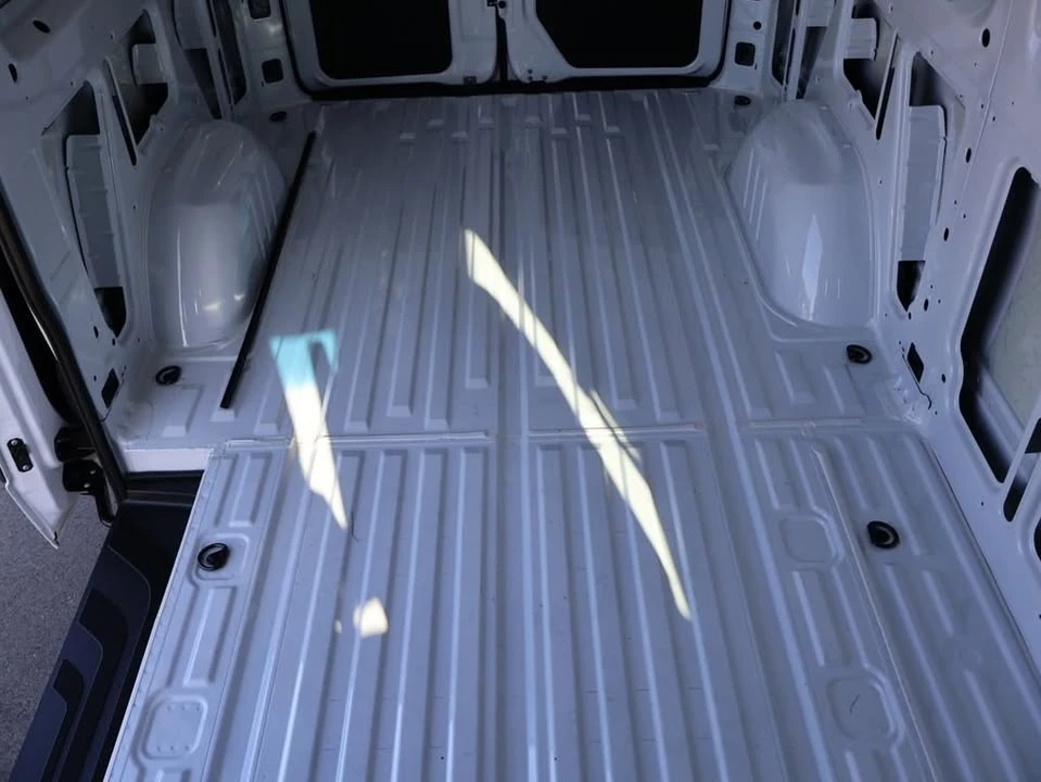 2025 Mercedes-Benz VS30 Sprinter - Image 16 of 20