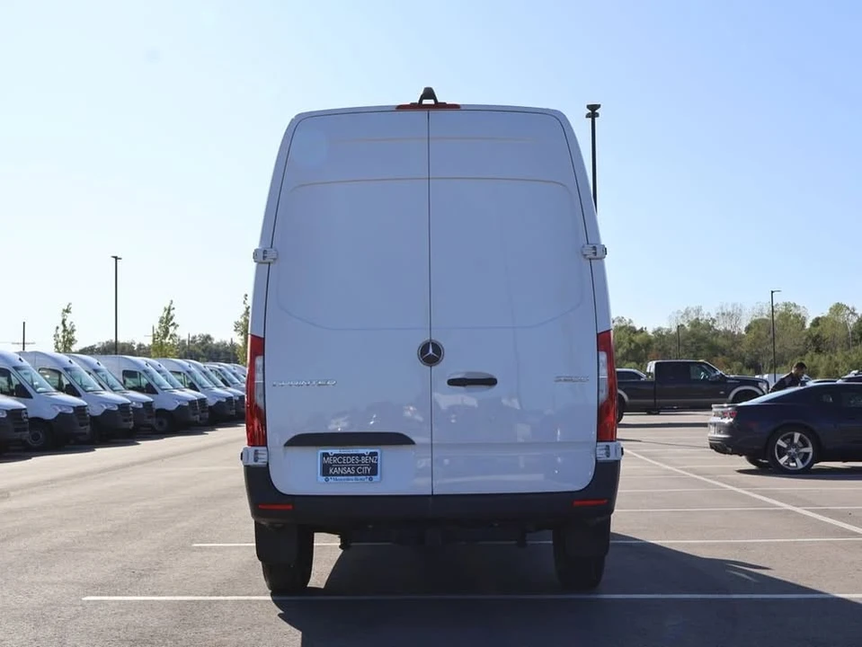 2025 Mercedes-Benz VS30 Sprinter - Image 6 of 20