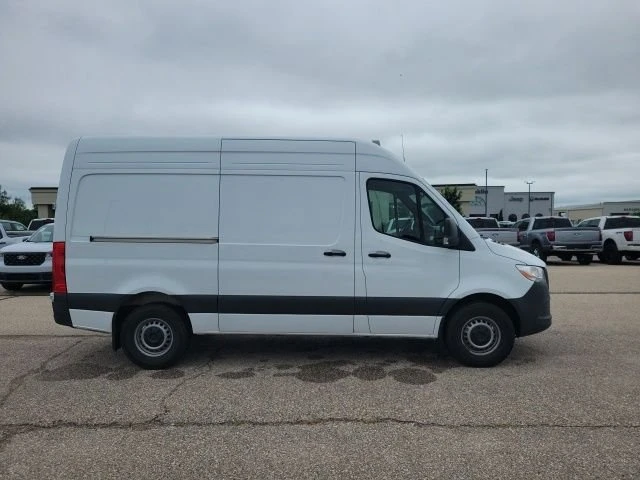 2025 Mercedes-Benz VS30 Sprinter - Image 16 of 20