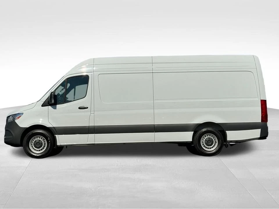 2025 Mercedes-Benz VS30 Sprinter - Image 4 of 20
