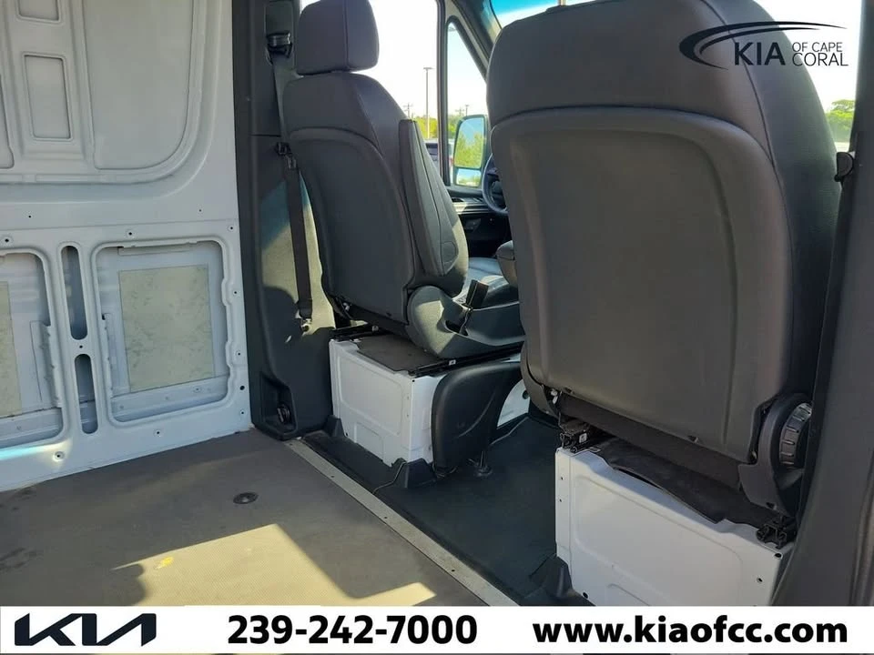 2025 Mercedes-Benz VS30 Sprinter - Image 11 of 20