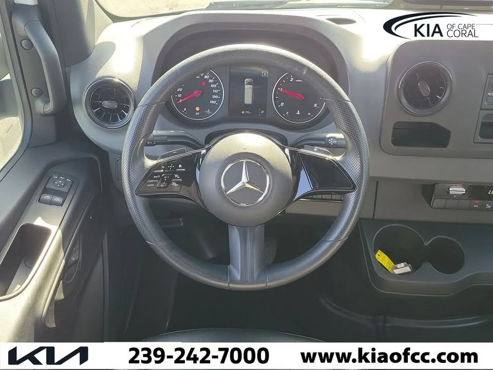 2025 Mercedes-Benz VS30 Sprinter - Image 14 of 20