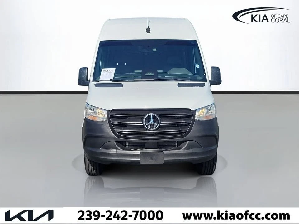 2025 Mercedes-Benz VS30 Sprinter - Image 2 of 20