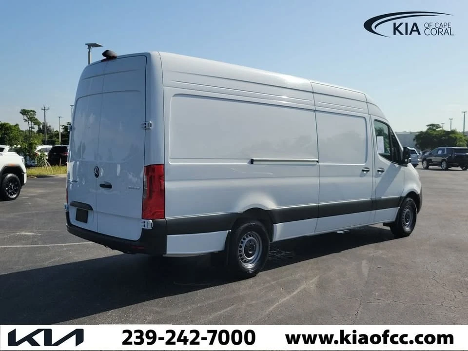 2025 Mercedes-Benz VS30 Sprinter - Image 6 of 20
