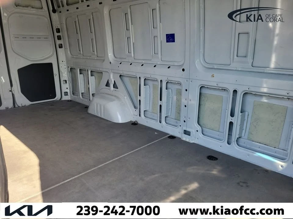 2025 Mercedes-Benz VS30 Sprinter - Image 10 of 20