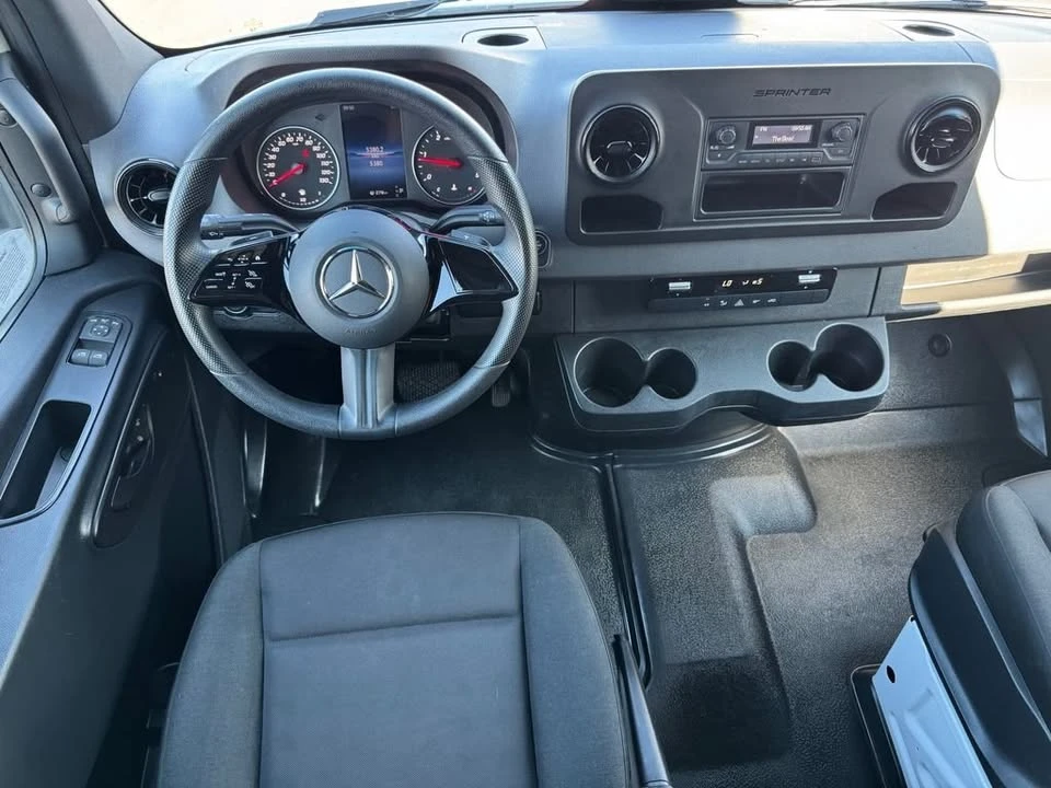 2025 Mercedes-Benz VS30 Sprinter - Image 18 of 20