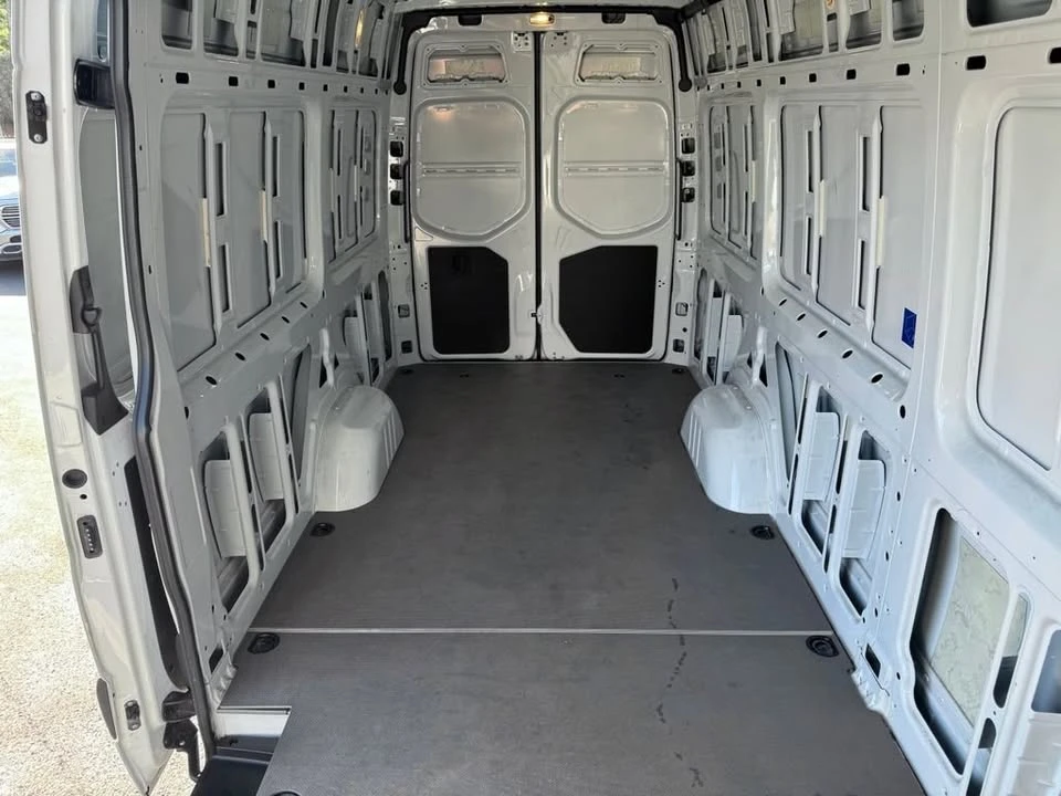 2025 Mercedes-Benz VS30 Sprinter - Image 14 of 20