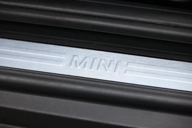 2025 Mini Mini 4th Gen - Image 16 of 21