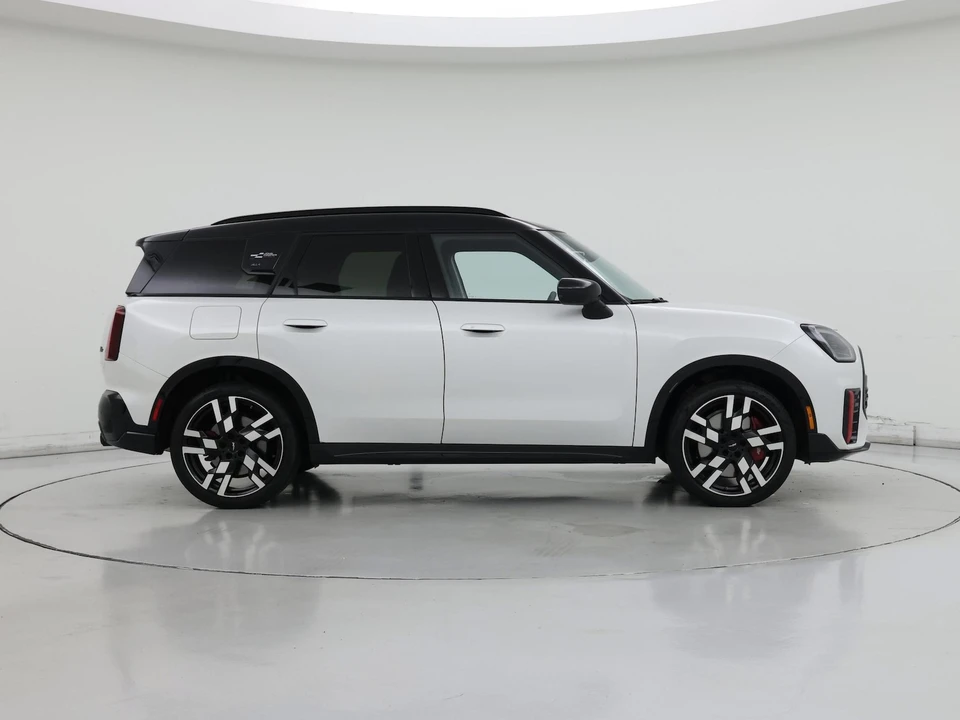 2025 Mini Countryman 3rd Gen - Image 8 of 27