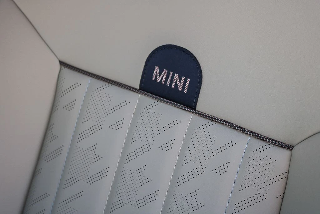 2025 Mini Mini 4th Gen - Image 19 of 24