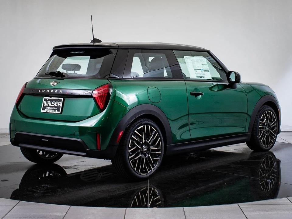 2025 Mini Mini 4th Gen - Image 9 of 21