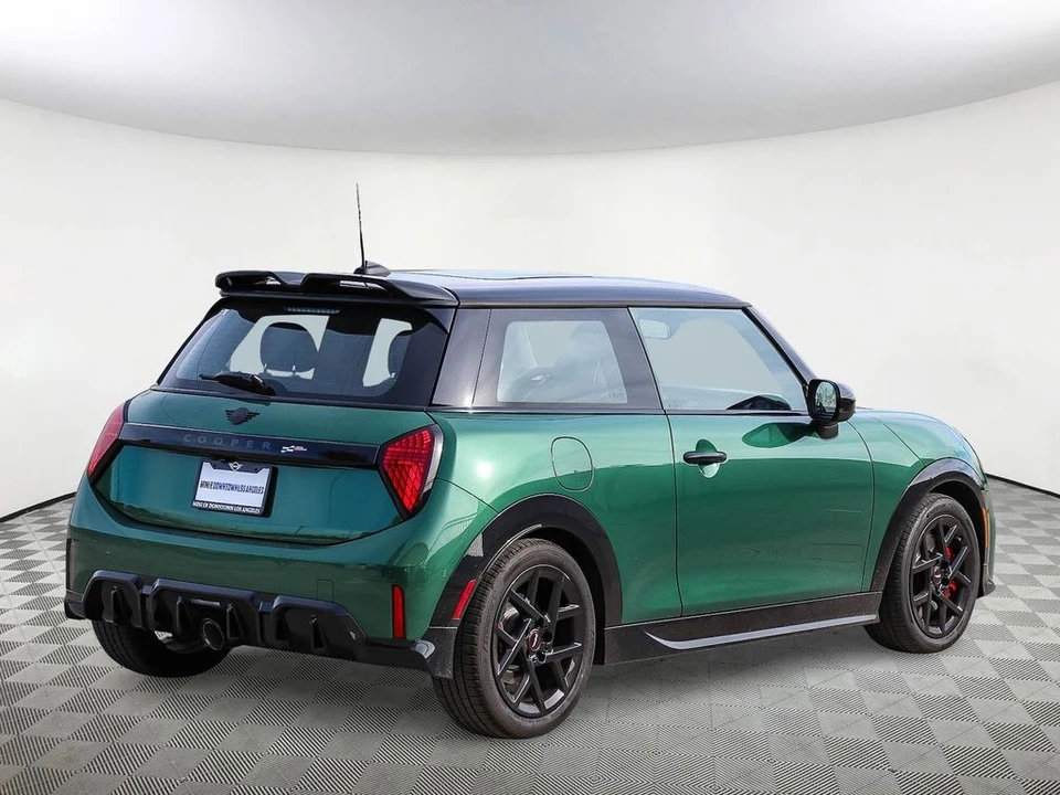 2025 Mini Mini 4th Gen - Image 8 of 31