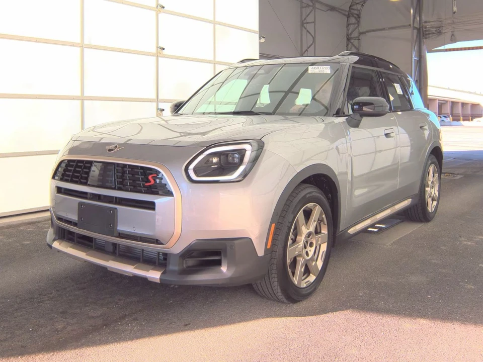 2025 Mini Countryman 3rd Gen - Image 3 of 17