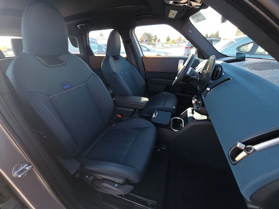 2025 Mini Countryman 3rd Gen - Image 11 of 17