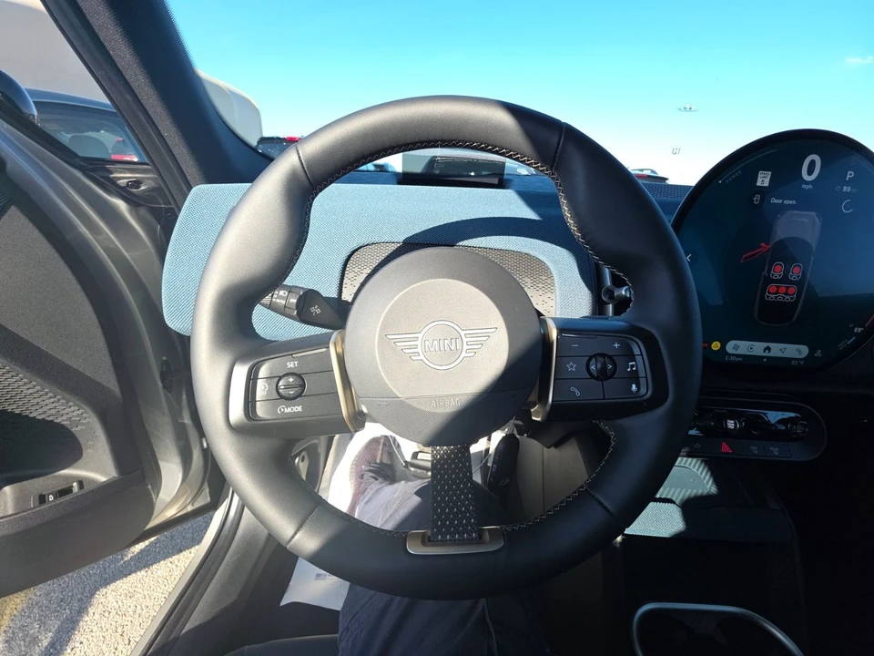 2025 Mini Countryman 3rd Gen - Image 8 of 17