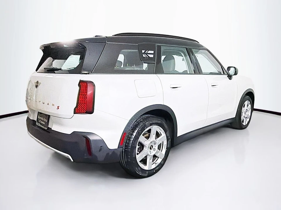 2025 Mini Countryman 3rd Gen - Image 7 of 21