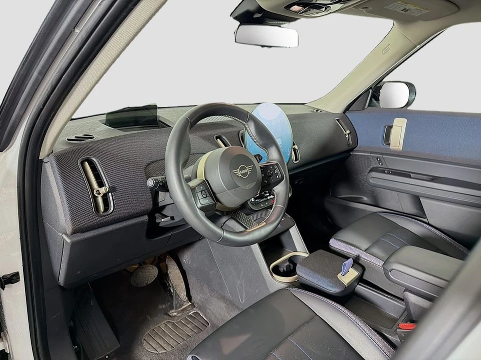 2025 Mini Countryman 3rd Gen - Image 10 of 21