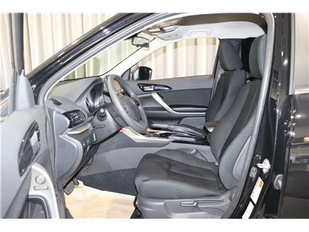 2025 Mitsubishi Eclipse Cross - Image 10 of 16