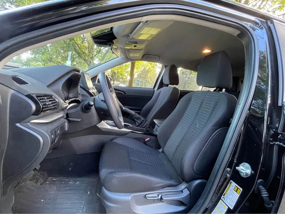 2025 Mitsubishi Eclipse Cross - Image 8 of 15