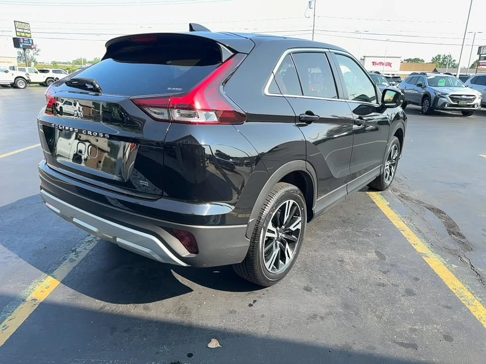2025 Mitsubishi Eclipse Cross - Image 5 of 20