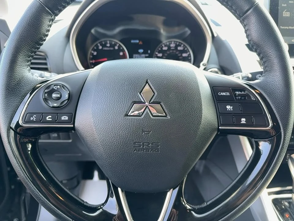 2025 Mitsubishi Eclipse Cross - Image 11 of 20