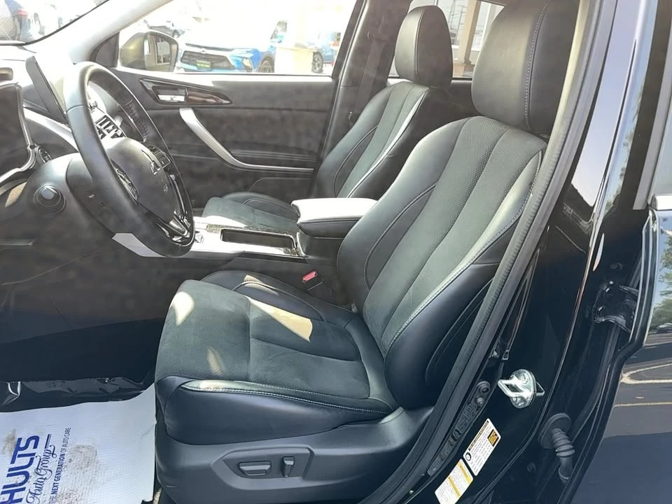 2025 Mitsubishi Eclipse Cross - Image 9 of 20
