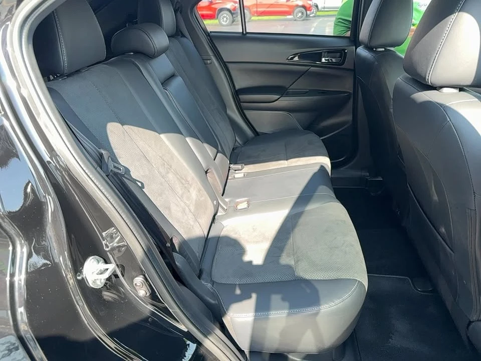 2025 Mitsubishi Eclipse Cross - Image 18 of 20