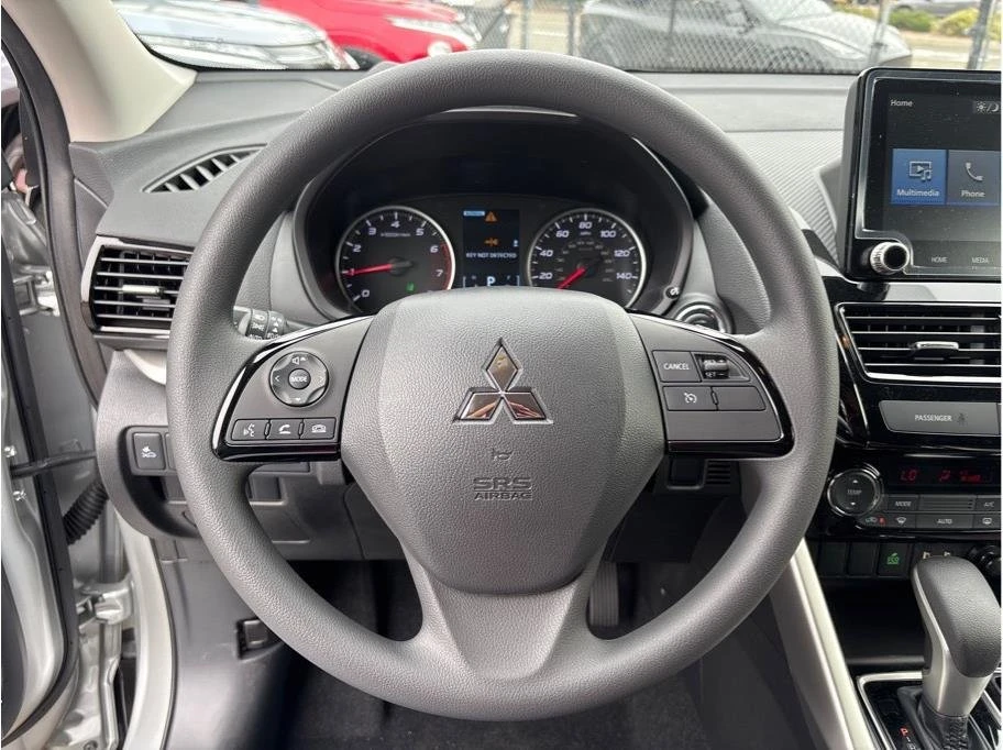 2025 Mitsubishi Eclipse Cross - Image 18 of 20