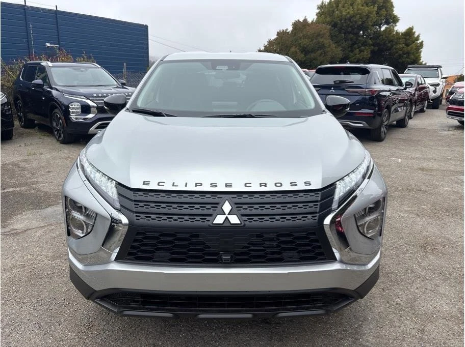 2025 Mitsubishi Eclipse Cross - Image 2 of 20