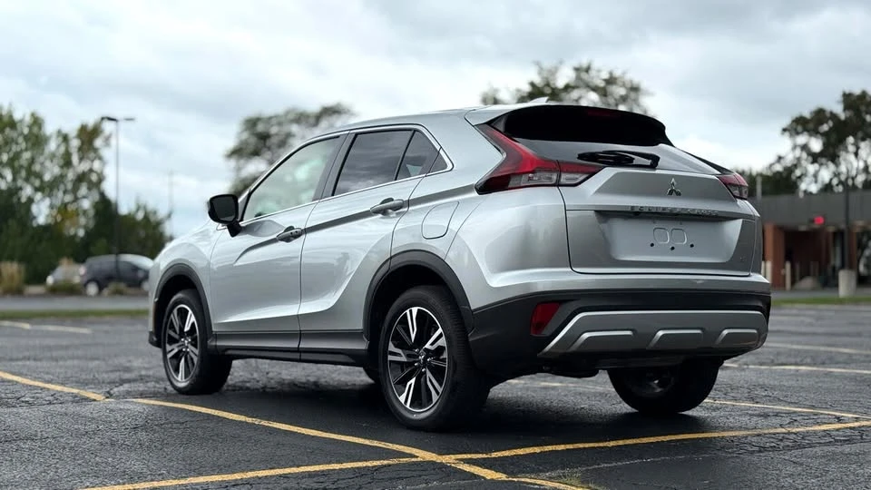 2025 Mitsubishi Eclipse Cross - Image 7 of 20