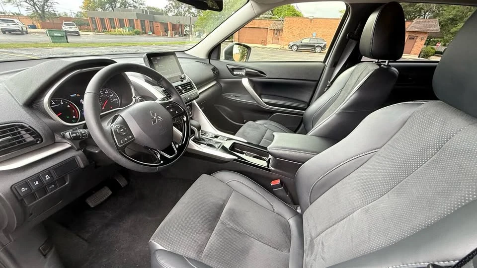 2025 Mitsubishi Eclipse Cross - Image 11 of 20
