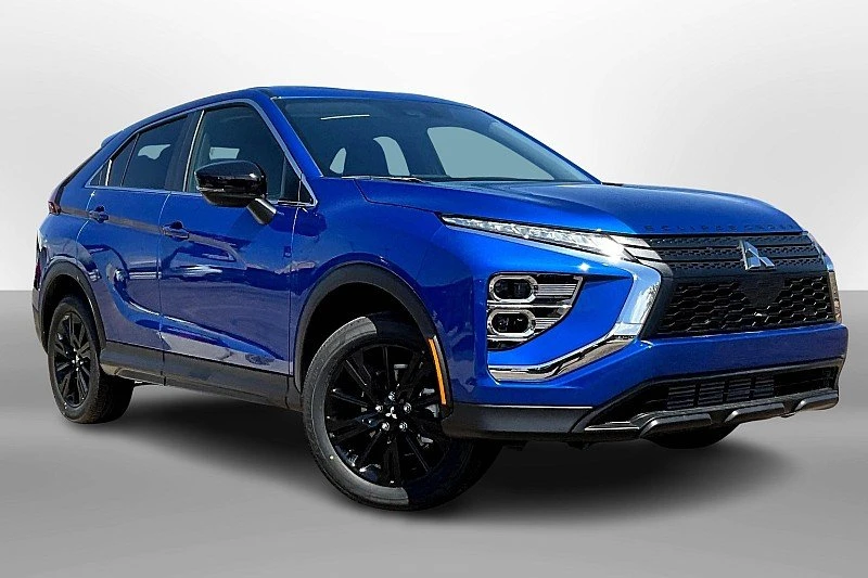 2025 Mitsubishi Eclipse Cross - Image 2 of 12