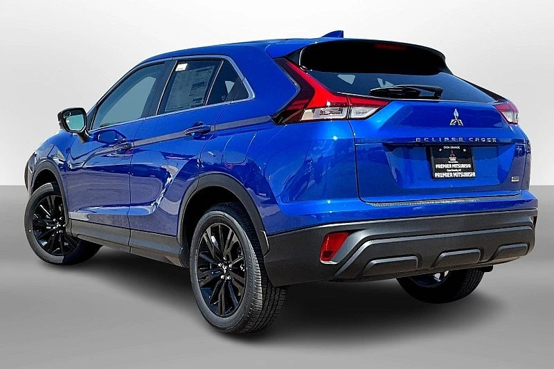2025 Mitsubishi Eclipse Cross - Image 3 of 12