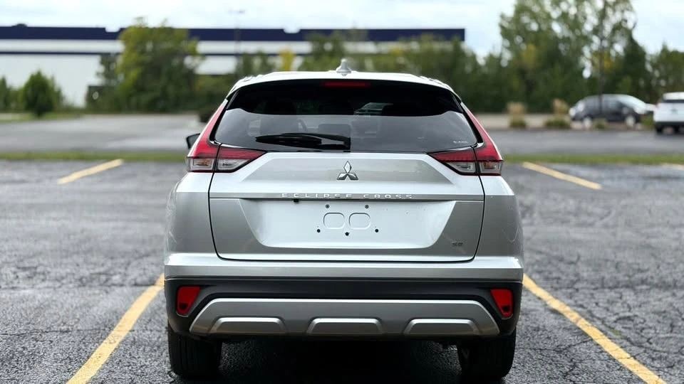 2025 Mitsubishi Eclipse Cross - Image 8 of 20