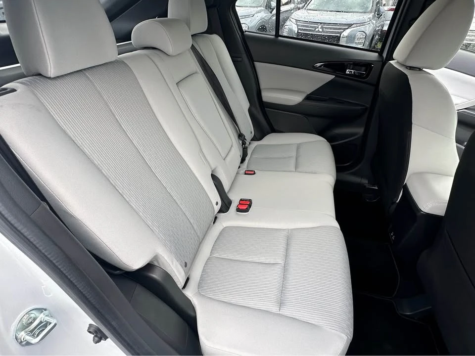 2025 Mitsubishi Eclipse Cross - Image 7 of 13