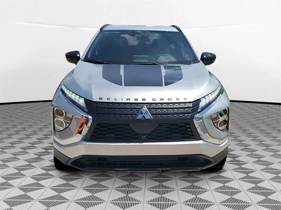2025 Mitsubishi Eclipse Cross - Image 2 of 4