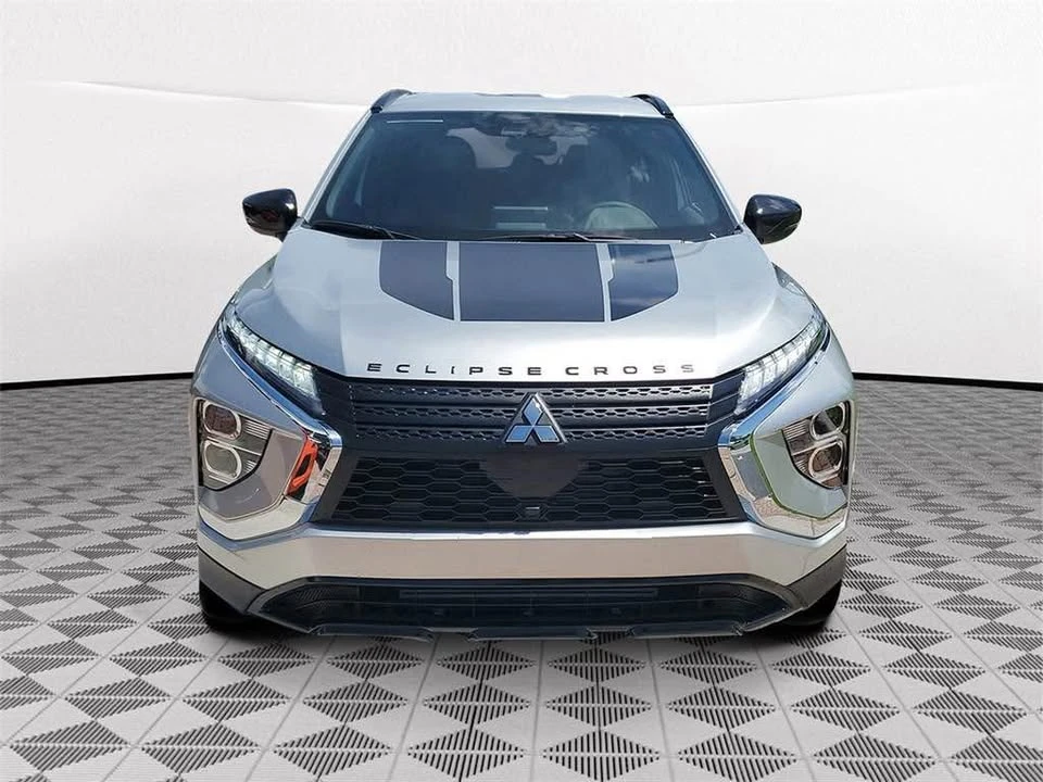2025 Mitsubishi Eclipse Cross - Image 2 of 4