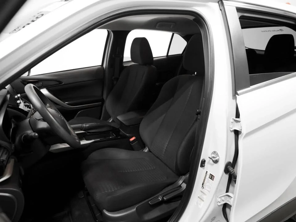 2025 Mitsubishi Eclipse Cross - Image 9 of 16