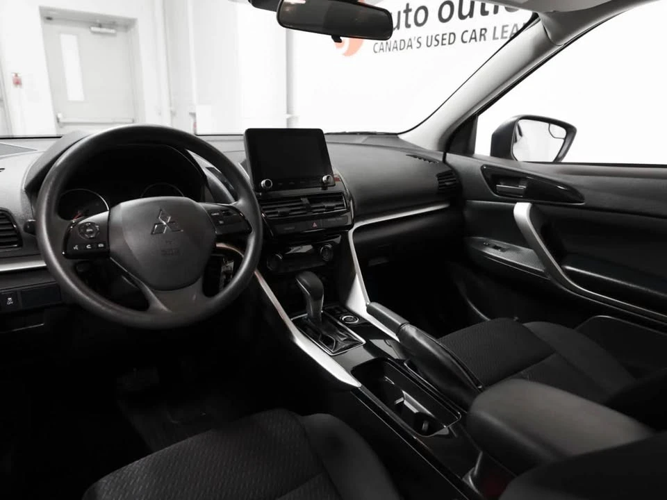 2025 Mitsubishi Eclipse Cross - Image 11 of 16