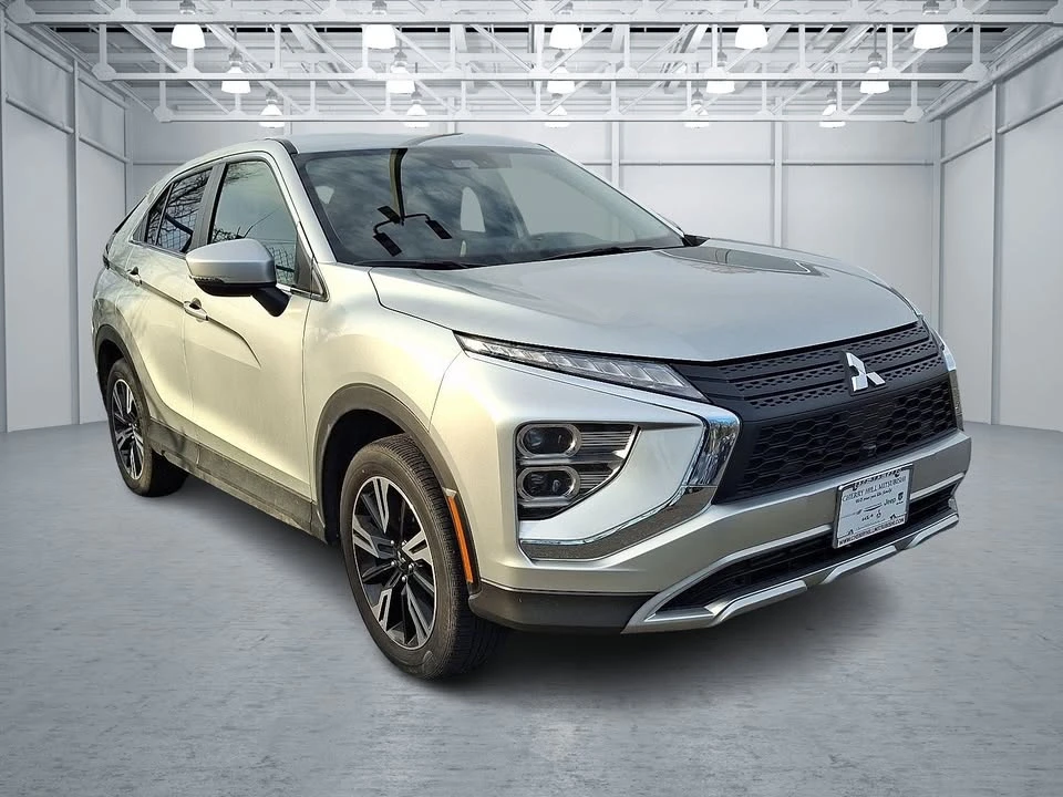 2025 Mitsubishi Eclipse Cross - Image 3 of 4